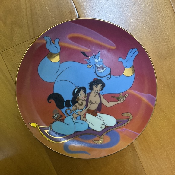 Vintage Rare Disney Collectible Decorative Plates - Picture 3 of 8